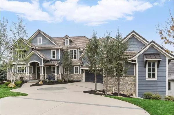 16401 W Loch Lloyd Pkwy, Loch Lloyd, MO 64012