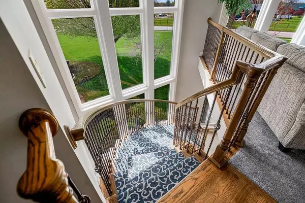 517 SE Snaffle Bit CT, Lee's Summit, MO 64082