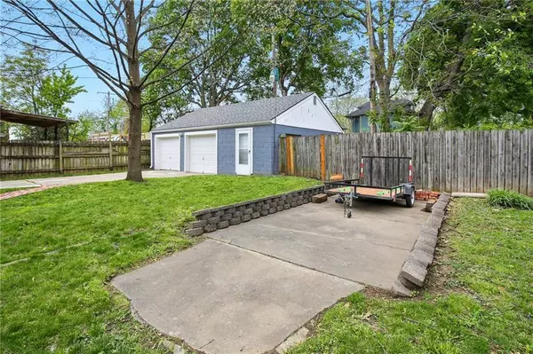 112 S Cypress AVE, Kansas City, MO 64123