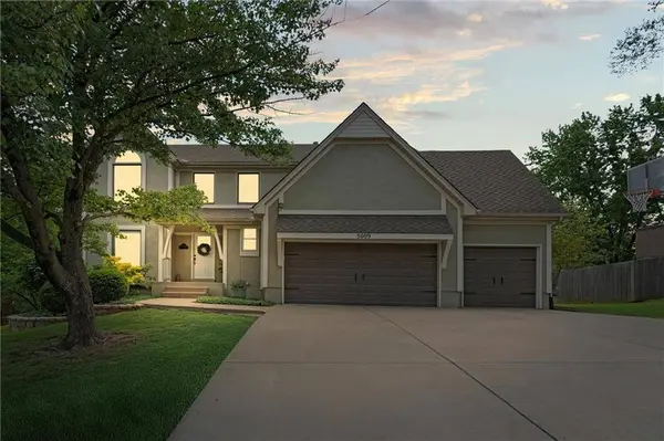 5009 Rene ST, Shawnee, KS 66216