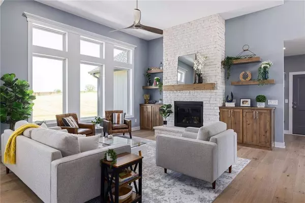 18068 Stillwell RD, Bonner Springs, KS 66012