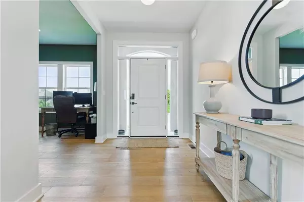 1209 Brunswick LN, Raymore, MO 64083