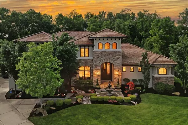 11110 W 146th TER, Overland Park, KS 66221