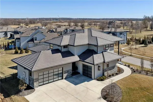 17329 Larsen ST, Overland Park, KS 66221