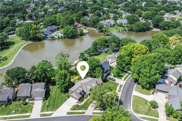 12701 W 118th ST, Overland Park, KS 66210