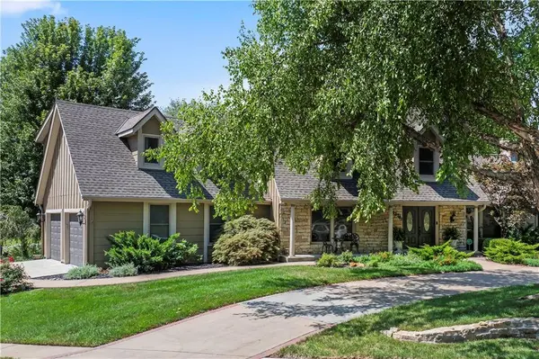 12701 W 118th ST, Overland Park, KS 66210