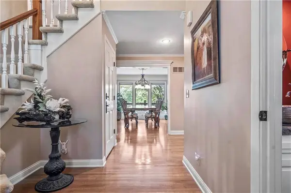 12701 W 118th ST, Overland Park, KS 66210