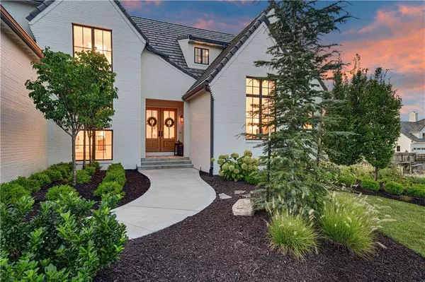 11316 W 170th TER, Overland Park, KS 66221