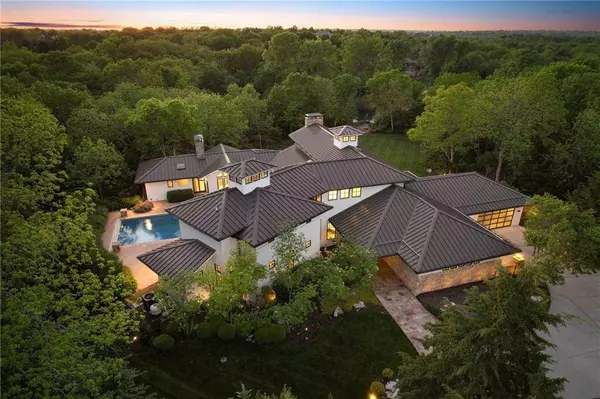 10625 W 192nd PL, Overland Park, KS 66083