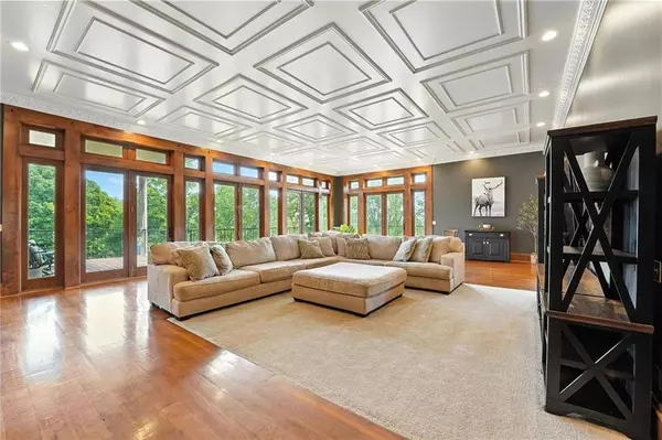 24730 Tontine RD, Kansas City, KS 66109