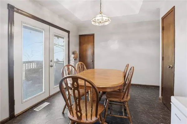 19680 Blue Jay Trail CIR, Lawson, MO 64062