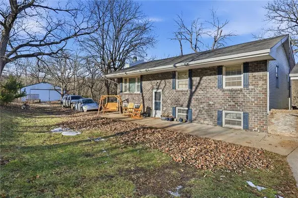 19680 Blue Jay Trail CIR, Lawson, MO 64062