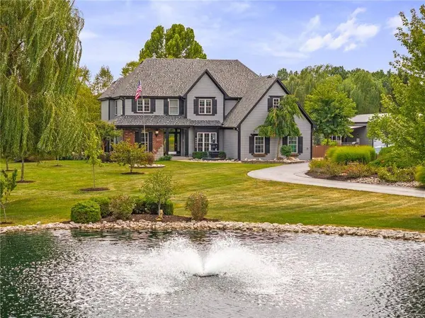 34805 E Colbern RD, Lone Jack, MO 64070