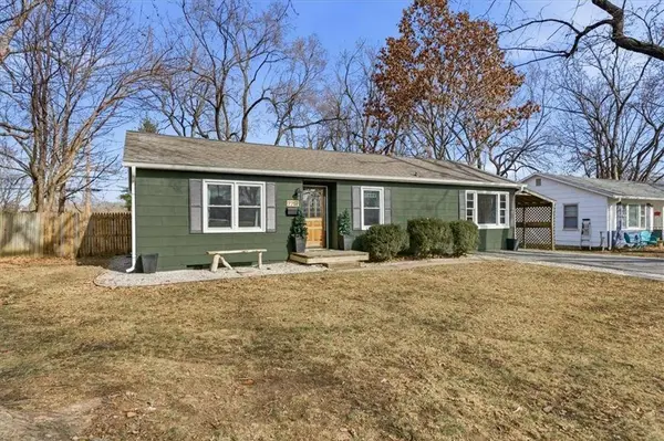 7714 W 66TH TER, Mission, KS 66202