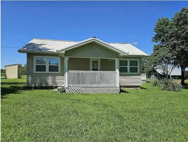1086 N 100th RD