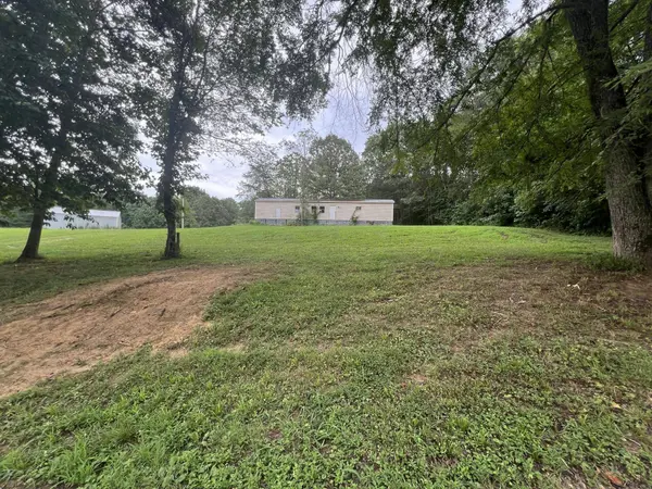 222 J Oaks Road, Nancy, KY 42544