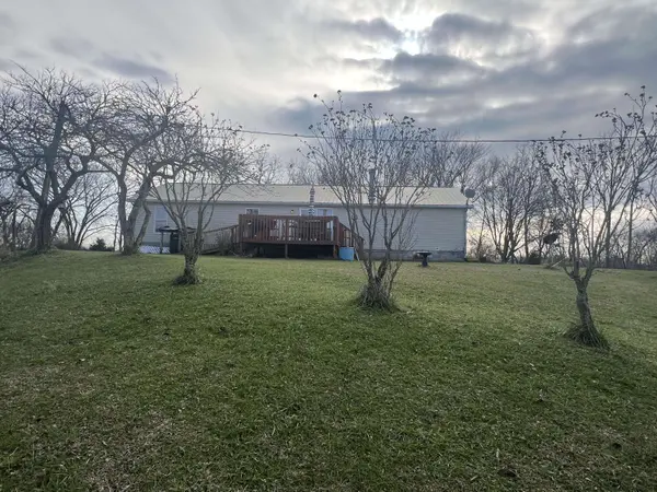 704 Cardwell Road, Harrodsburg, KY 40330