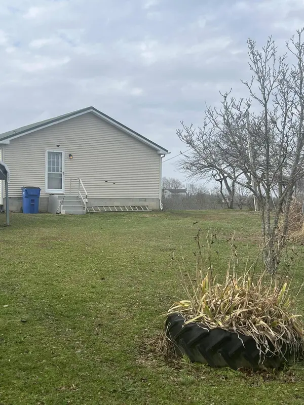 704 Cardwell Road, Harrodsburg, KY 40330