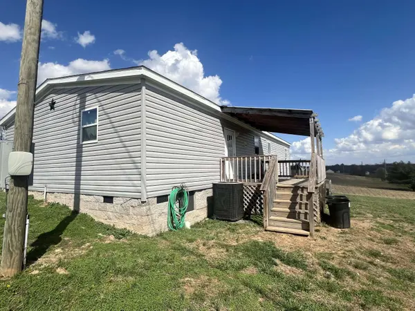 131 Lawless Lane, Jamestown, KY 42629