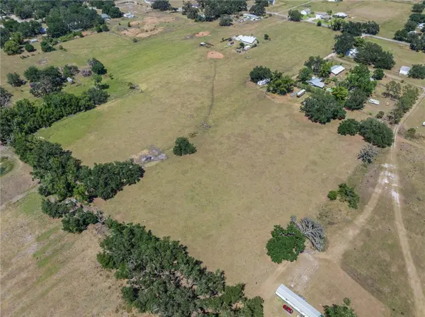 3535 E KEYSVILLE RD, Lithia, FL 33547