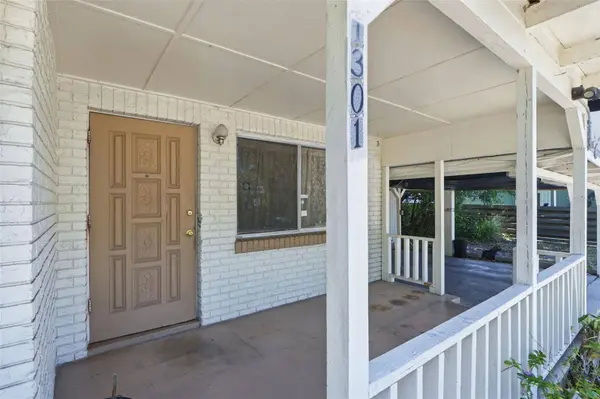 1301 E WILDER AVE, Tampa, FL 33603