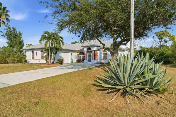 9336 ST PAUL DR, Port Charlotte, FL 33981