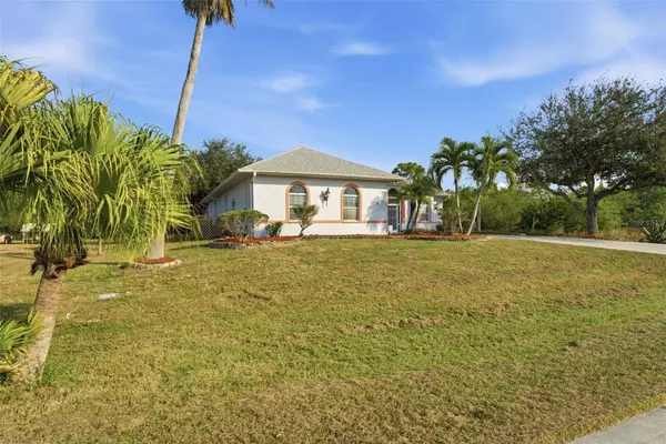 9336 ST PAUL DR, Port Charlotte, FL 33981