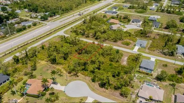 105 GLADES DR, Rotonda West, FL 33947