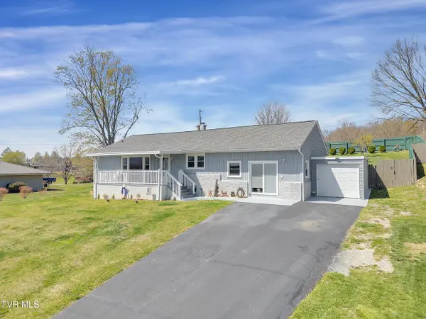 327 Oak ST, Church Hill, TN 37642
