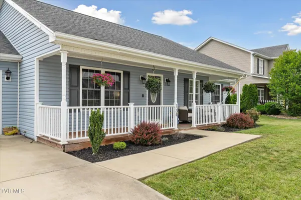 134 Yarrow DR, Bluff City, TN 37618
