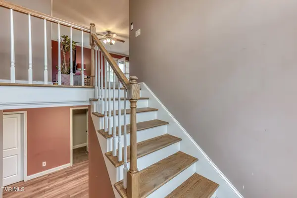 87 Lorena LN, Jonesborough, TN 37659