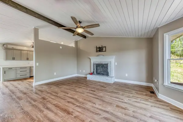 4127 Grey Fox DR, Kingsport, TN 37664