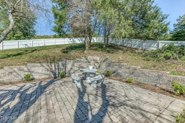 300 Sequoyah DR, Blountville, TN 37617