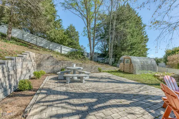 300 Sequoyah DR, Blountville, TN 37617
