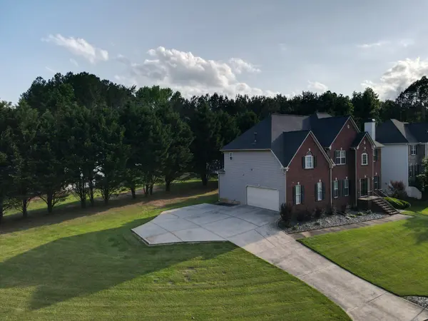 3898 Heritage Oaks Dr SW, Powder Springs, GA 30127-9206