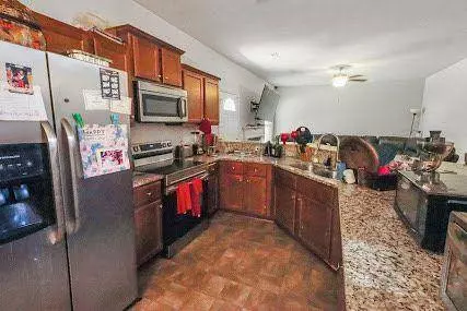 425 CATHEDRAL DR, Mcdonough, GA 30253