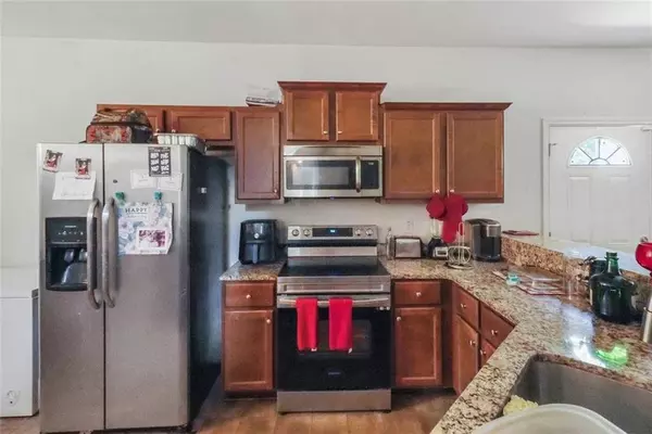 425 CATHEDRAL DR, Mcdonough, GA 30253