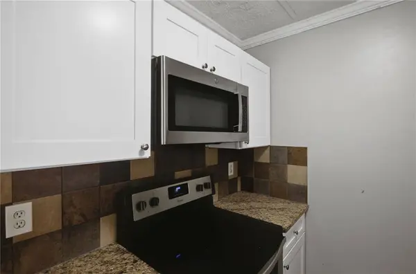 218 Mill Creek PL, Roswell, GA 30076