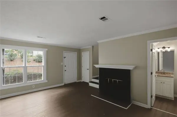 218 Mill Creek PL, Roswell, GA 30076