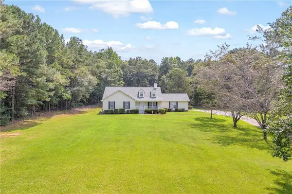 1102 Carl Bethlehem RD, Winder, GA 30680