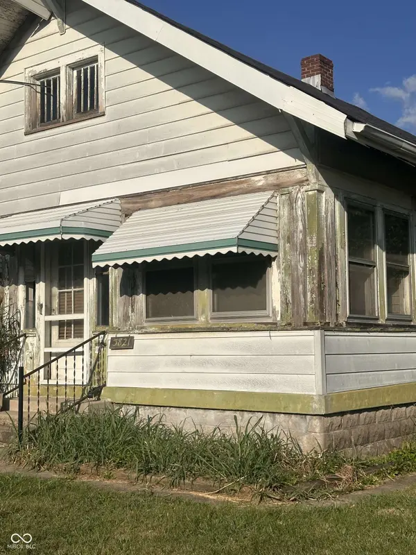 3821 N Kenwood AVE, Indianapolis, IN 46208