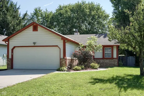 9143 Warwick RD, Indianapolis, IN 46240