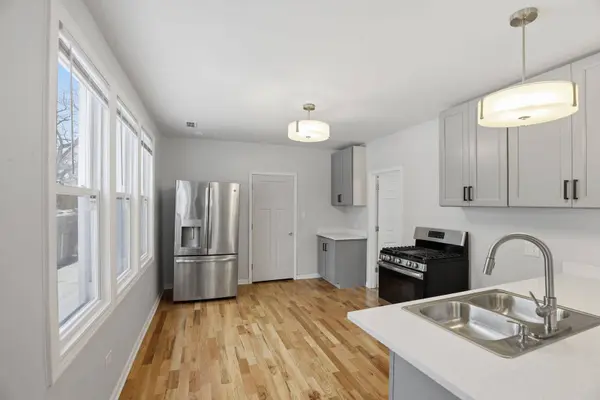 5256 S Carpenter ST, Chicago, IL 60609