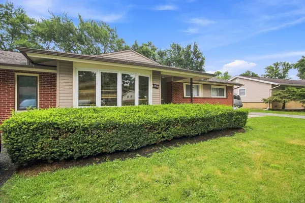 1235 Carswell AVE, Elk Grove Village, IL 60007