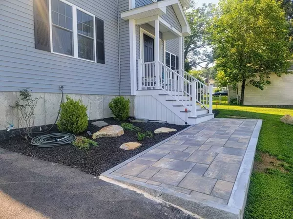 391 Gibbs St, Fall River, MA 02720