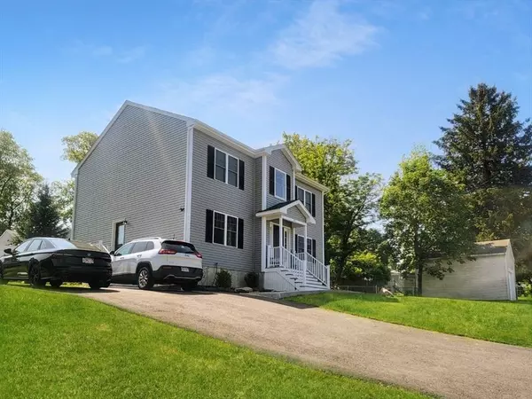 391 Gibbs St, Fall River, MA 02720