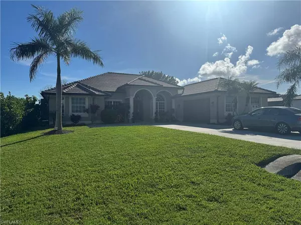 18445 Royal Hammock BLVD, Naples, FL 34114