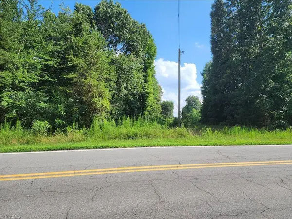 00 Billy Reynolds RD, Yadkinville, NC 27055