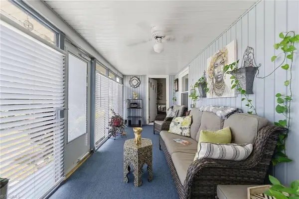2360 Dellabrook RD, Winston-salem, NC 27105
