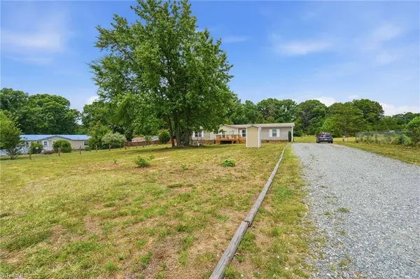 114 Hughes Ridge CT, Burlington, NC 27217
